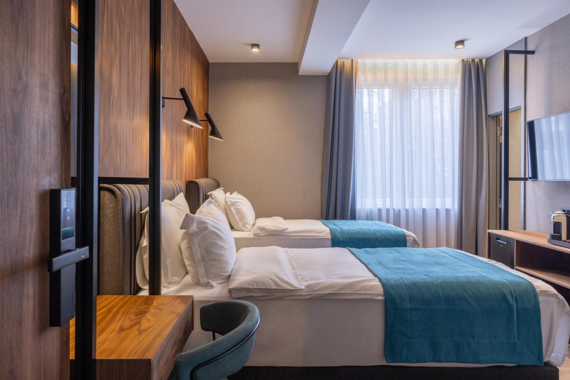 Hotel Square By Margo Priştine Dış mekan fotoğraf