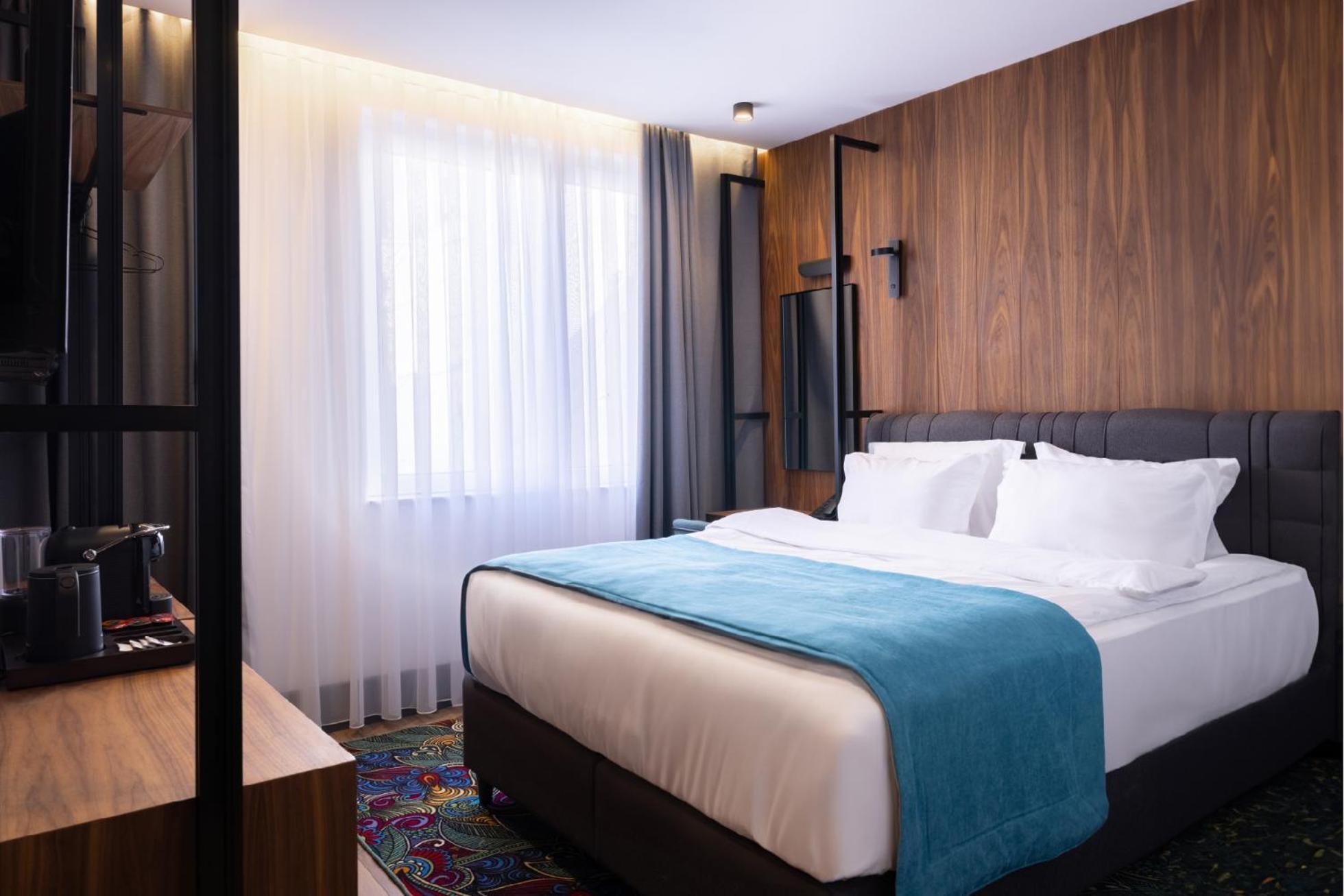 Hotel Square By Margo Priştine Dış mekan fotoğraf
